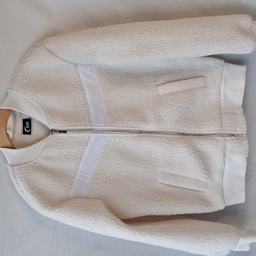 ZYIA Women's White Sherpa Jacket S